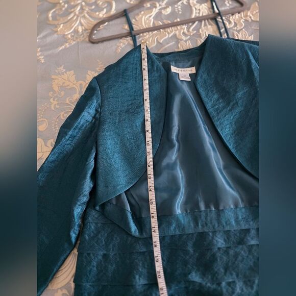 💙2 For $40💙 Bundle Corresponding Items For Deal!!! Emerald Green Dress - Picture 7 of 7